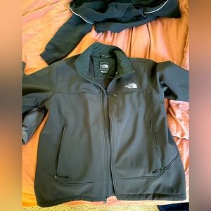 Mens large north face shell jacket